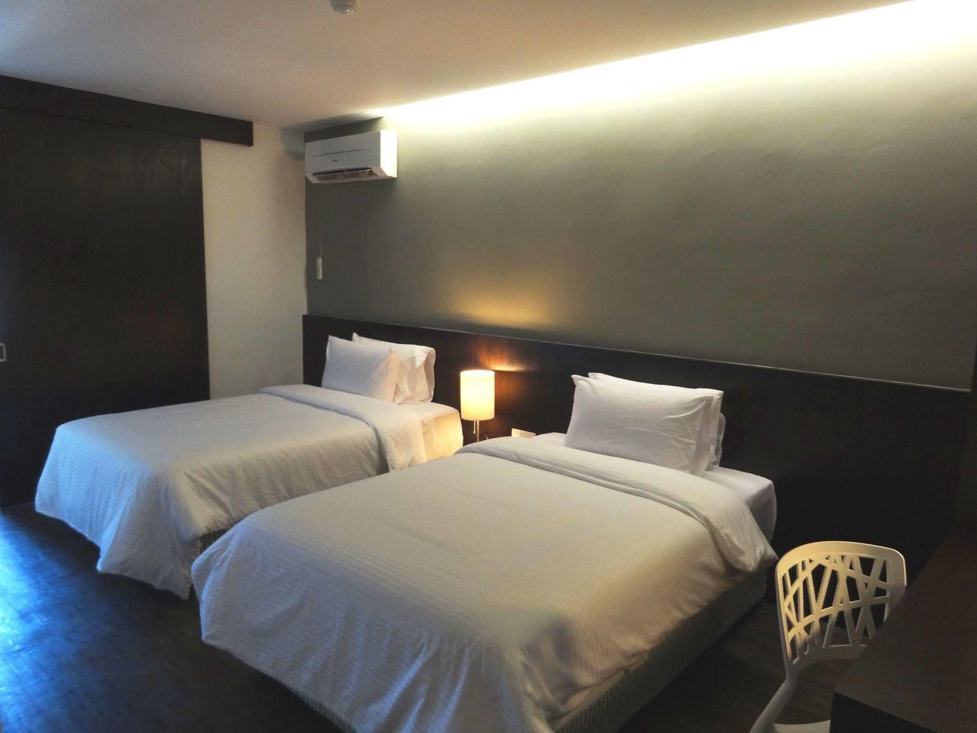 Vivo Hotel Kuantan Exterior foto